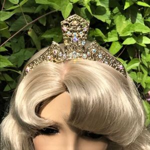 SLEEPING BEAUTY AURORA RHINESTONE TIARA